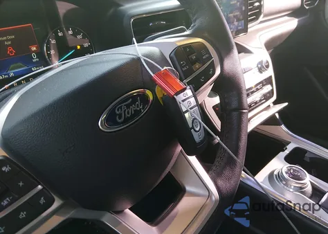 2021 Ford Explorer Xlt z USA, uszkodzony, nr VIN 1FMSK8DH4MGC40372